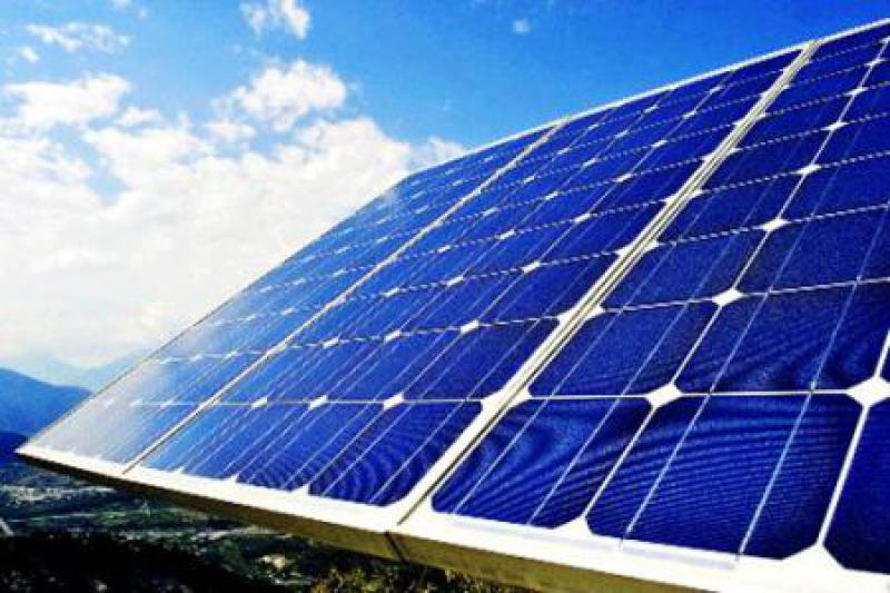 華能?？陔姀S智能光伏發電擴建項目并網發電