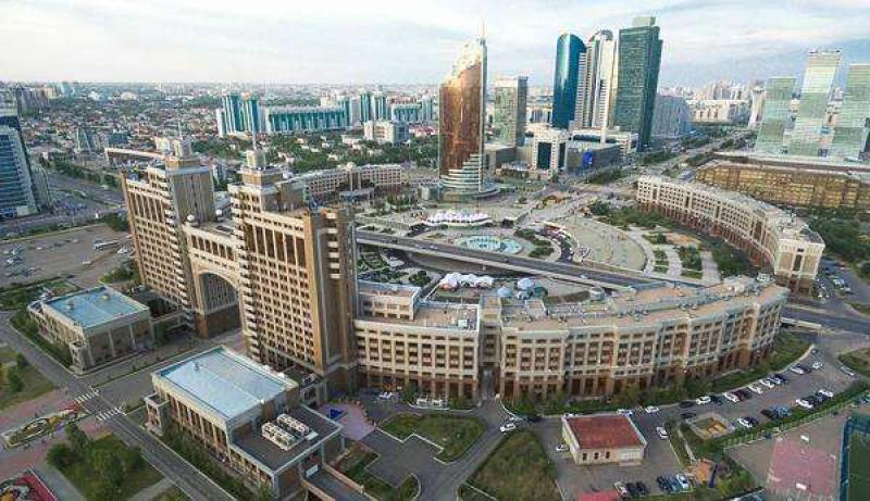 哈總理：將阿斯塔納金融中心建成金融樞紐 在“一帶一路”框架內提供服務