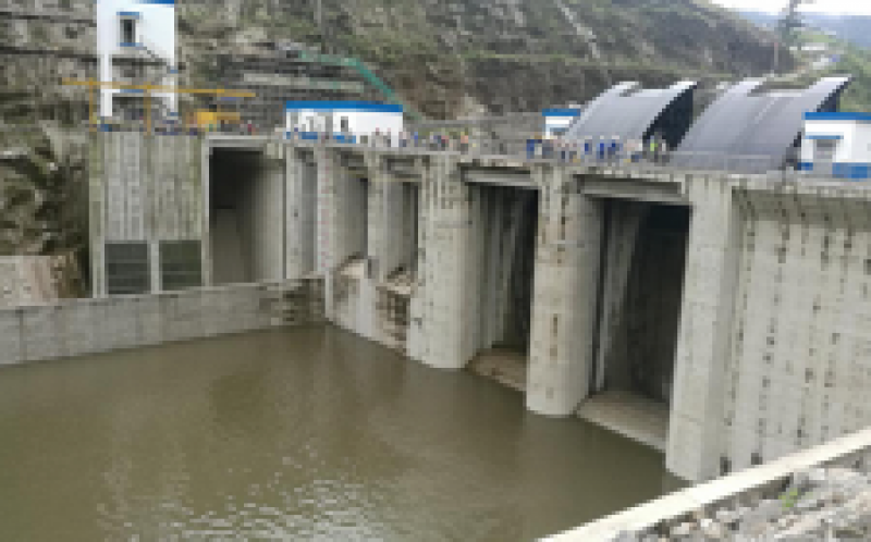 厄瓜多爾德爾西水電站三臺機組通過72小時試運行