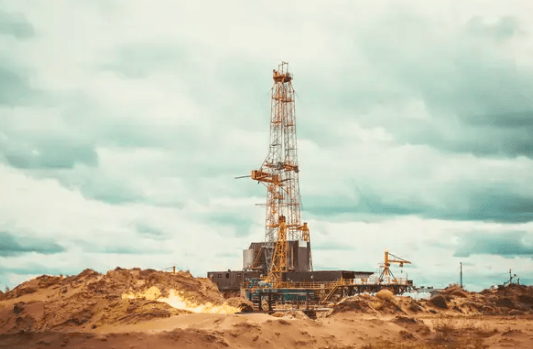 雪佛龍獲得利比亞陸上勘探合同,拓展北非能源布局